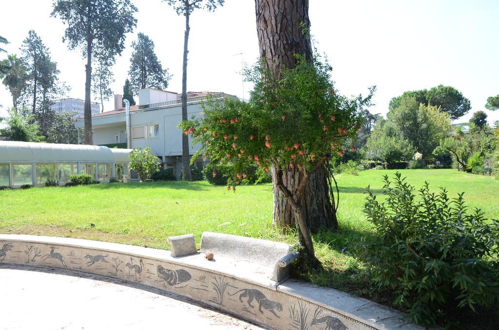 Casa Per Ferie Cardinal G. Guarino Bed and Breakfast Rom Eksteriør billede